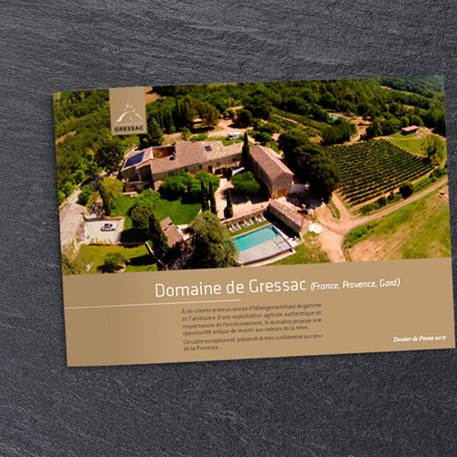 Dossier de presse- conception graphique